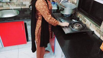 Desi Housewife Fucked Roughly In Kitchen While She Is Cooking With Hindi Audio - Pakistan on sexyblondegirl.com