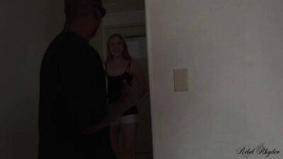 Amateur interracial in the hotel room - cumshot on sexyblondegirl.com