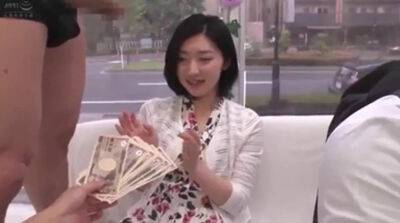 Asian amateur babe fucks for cash - Japan on sexyblondegirl.com
